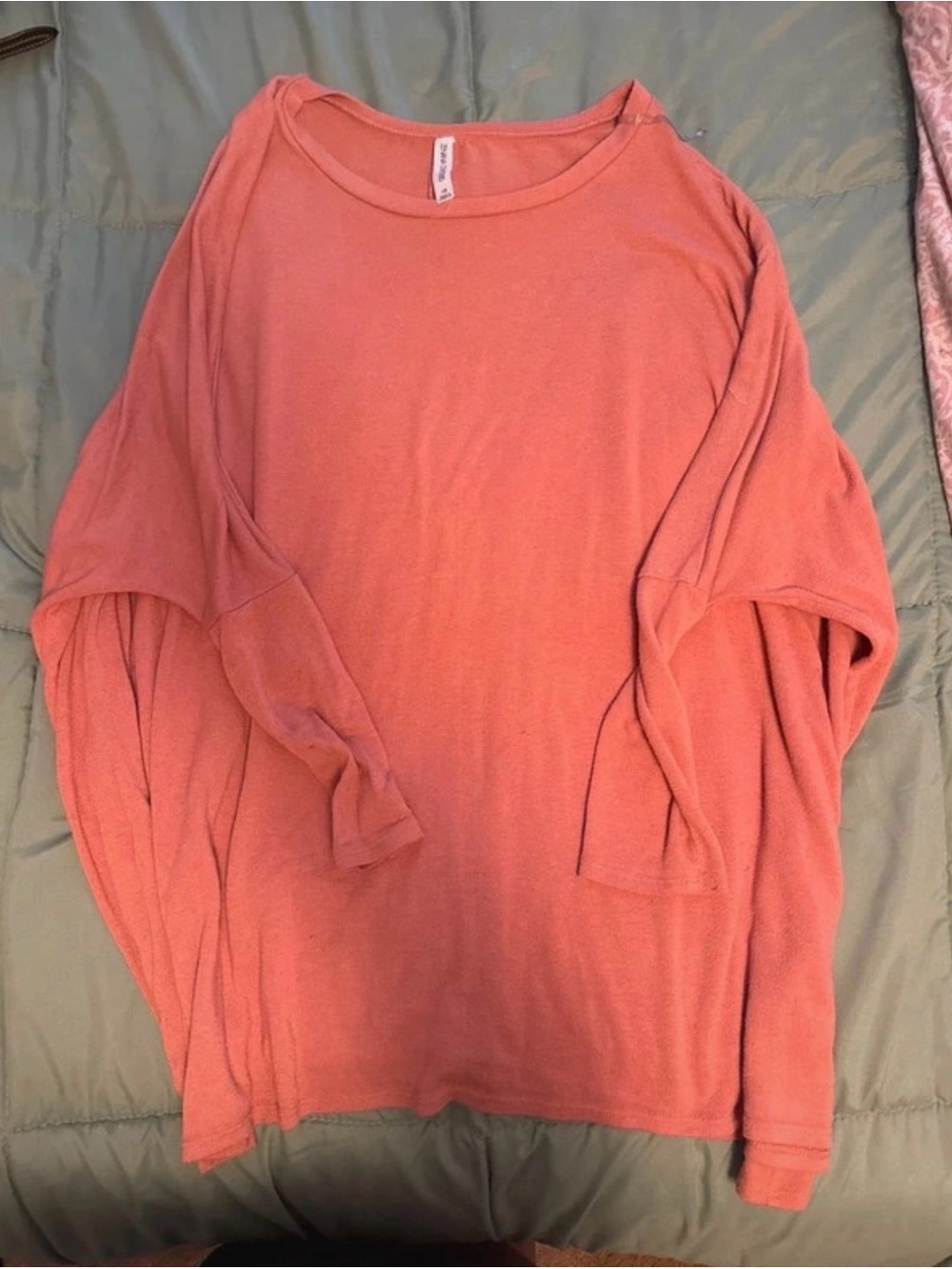Zenana Outfitters Coral Long Sleeve Women's Top